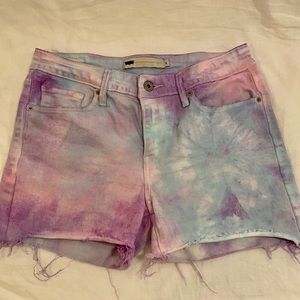 Levi’s tie dye cut off shorts size 4